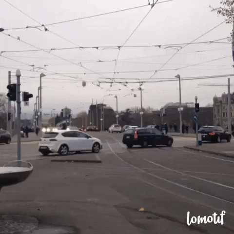 frau-w hyperlapse lomotif GIF