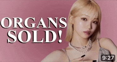 Kim Chaewon GIF