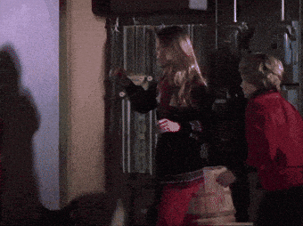 Break In Lindsay Wagner GIF