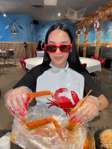 endira hungry foodie seafood my happy place GIF