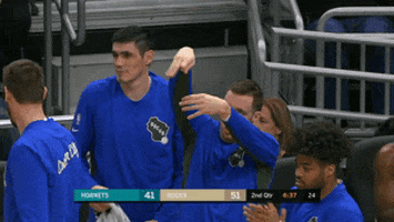 200.gif?cid=fc005b087a6626c7a91941cbf4eae895fd5c47097d11b517&rid=200.gif&ct=g