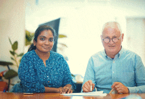 GIF by DUO pour un EMPLOI