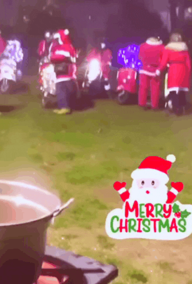 Merry Christmas Pot GIF by Vespa Club Verona
