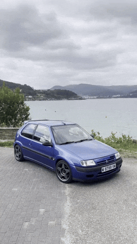 Saxo GIF