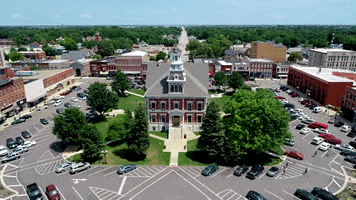 house college GIF by Western Illinois University