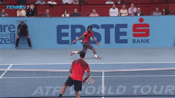 jumping erste bank GIF by Tennis TV