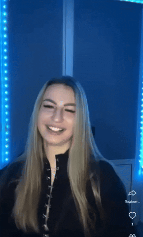 Queenbee GIF by Keygenes