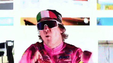 [Linket bilde fra media0.giphy.com]