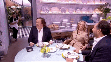 200.gif?cid=fc005b0832ea4dc8ff84b0ecf3a8cb986dc832253d148c51&rid=200.gif&ct=g
