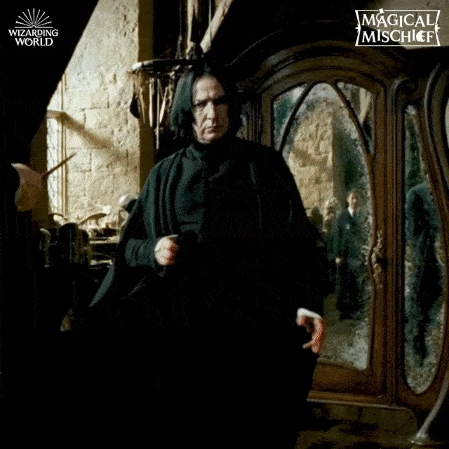 giphy.webp?cid=6c09b952bir95ivigynkq6x03hbp0myethp703jnf02niuku&ep=v1_internal_gif_by_id&rid=giphy.webp&ct=g