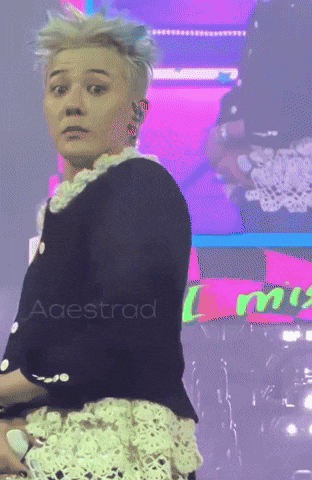 G-Dragon Concert GIF