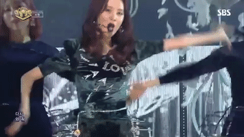 200.gif?cid=fc005b08f460f7e6d9bd4f905e1443e5259b512e78e67505&rid=200.gif&ct=g