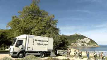 200.gif?cid=fc005b08c94efe6b705ad376b065ebd99d368bf3234dc255&rid=200.gif&ct=g