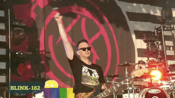 Mark Hoppus GIFs - Find & Share on GIPHY