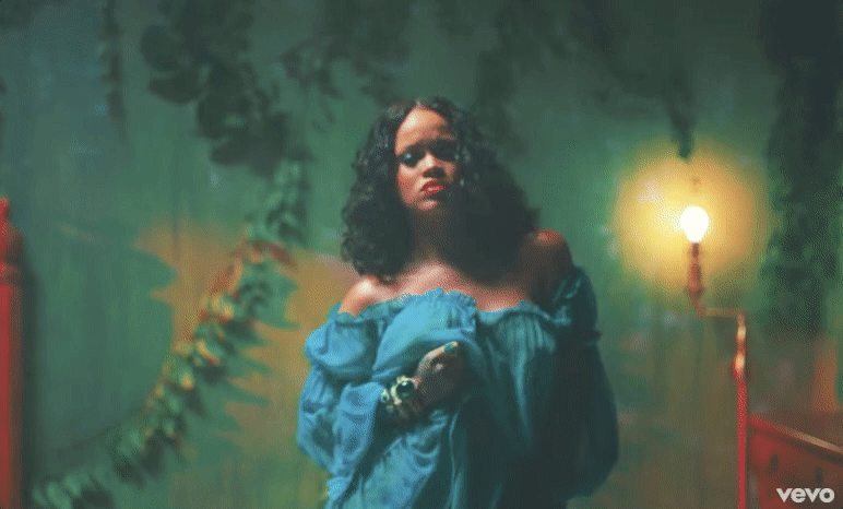 Resultado de imagem para Rihanna gif