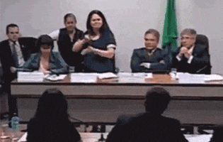 feneisbr feneis patricia rezende na audiÃªncia pÃºblica no senado federal patricia rezende na audiÃƒÂªncia pÃƒÂºblica no senado federal GIF