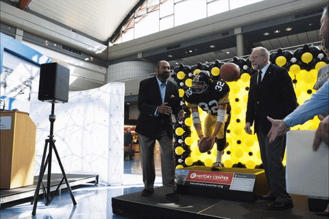 Pittsburgh Airport GIFs - Get the best GIF on GIPHY