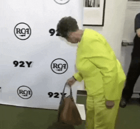 giphy.gif?cid=8fc3c8974dfc94eb8f36029dba