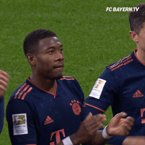 Football Applause GIF by FC Bayern Munich