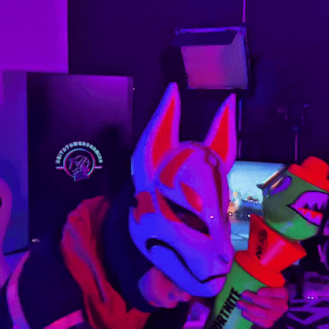 Streamer Streaming GIF