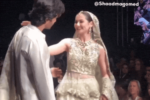 Hania Amir GIF