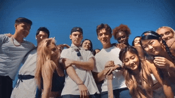 Akqmxinsiwnakns GIF