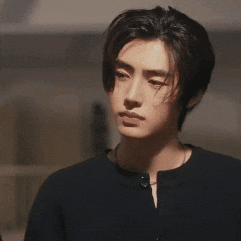 Vampire Sunghoon GIF