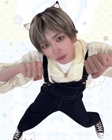 Yichenssi GIF
