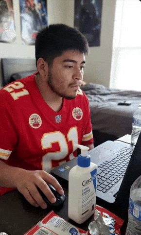 Patrick Mahomes Hermis GIF
