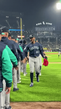 Kingkaps7 GIF