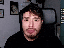 Leonardo Eating GIF