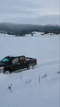Snow-car GIFs - Find & Share on GIPHY
