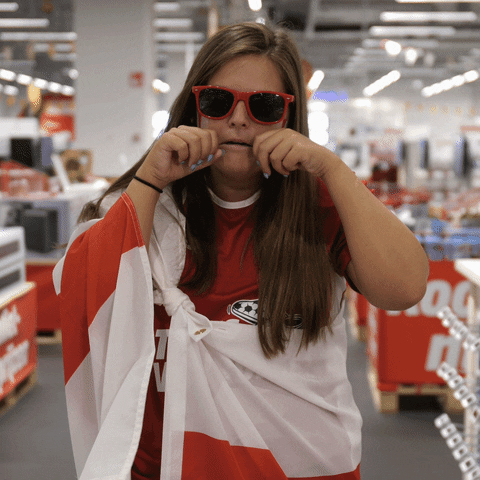 Football Media GIF by MediaMarkt BE