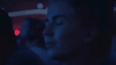 giphy.gif?cid=6c09b952d393ab9e970f217e53