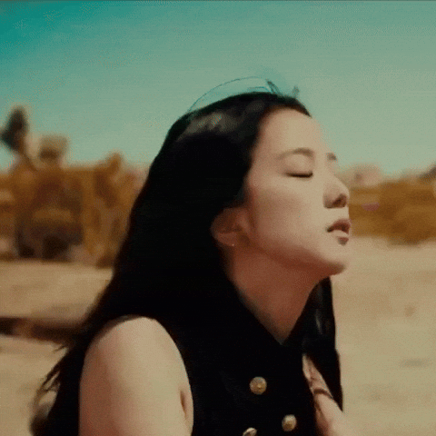 Kim Jisoo GIF