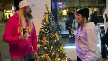 Christmas GIF by Sissi State Punks