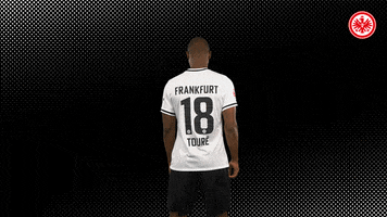 Almamy Toure Turn GIF by Eintracht Frankfurt