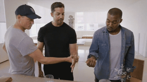 giphy.gif