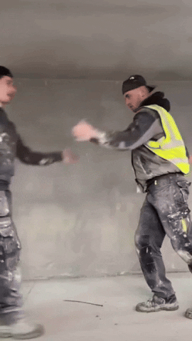 giphy.gif?cid=2154d3d7ojabvvkcu5j4ymqei3ab54pqd3kuq3c3km8crx8i&ep=v1_gifs_username&rid=giphy.gif&ct=g