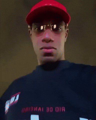 Wadryano GIF