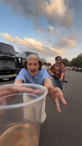 Bier Chapo102 GIF by JINX