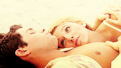 Gossip Girl Love GIF - Find & Share on GIPHY