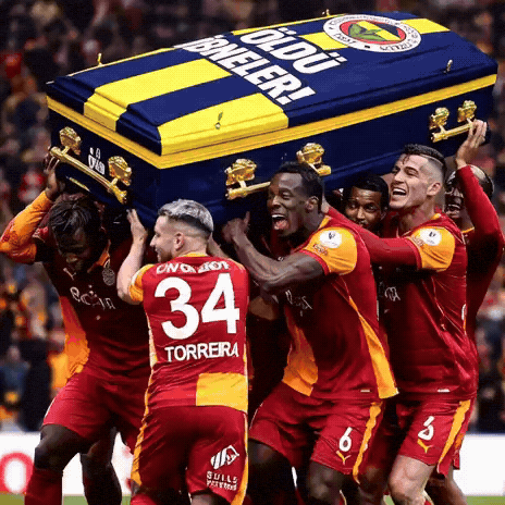 Fener Ağlama GIF by The Jolly Pub & Kitchen