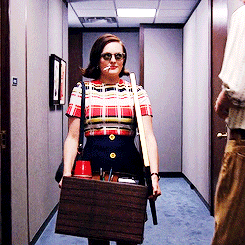 Peggy Olson GIF - Find & Share on GIPHY