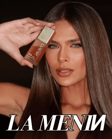 Flávia Klemz GIF