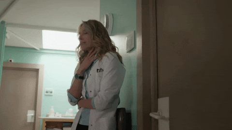 janet crying GIF by Un si grand soleil