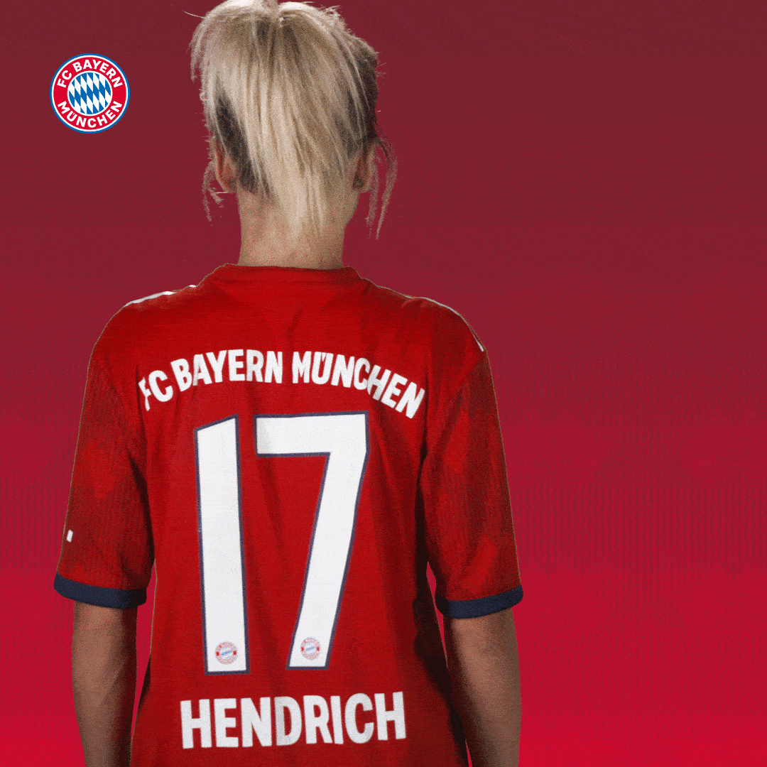 Happy Kathrin Hendrich GIF by FC Bayern Women