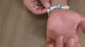 AprendacomEdu youtube friendship diy youtuber GIF