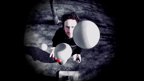 Infoncundibles giphygifmaker juggling 5balls infoncundibles GIF