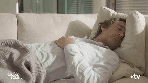 Waking Up Morning GIF by Un si grand soleil